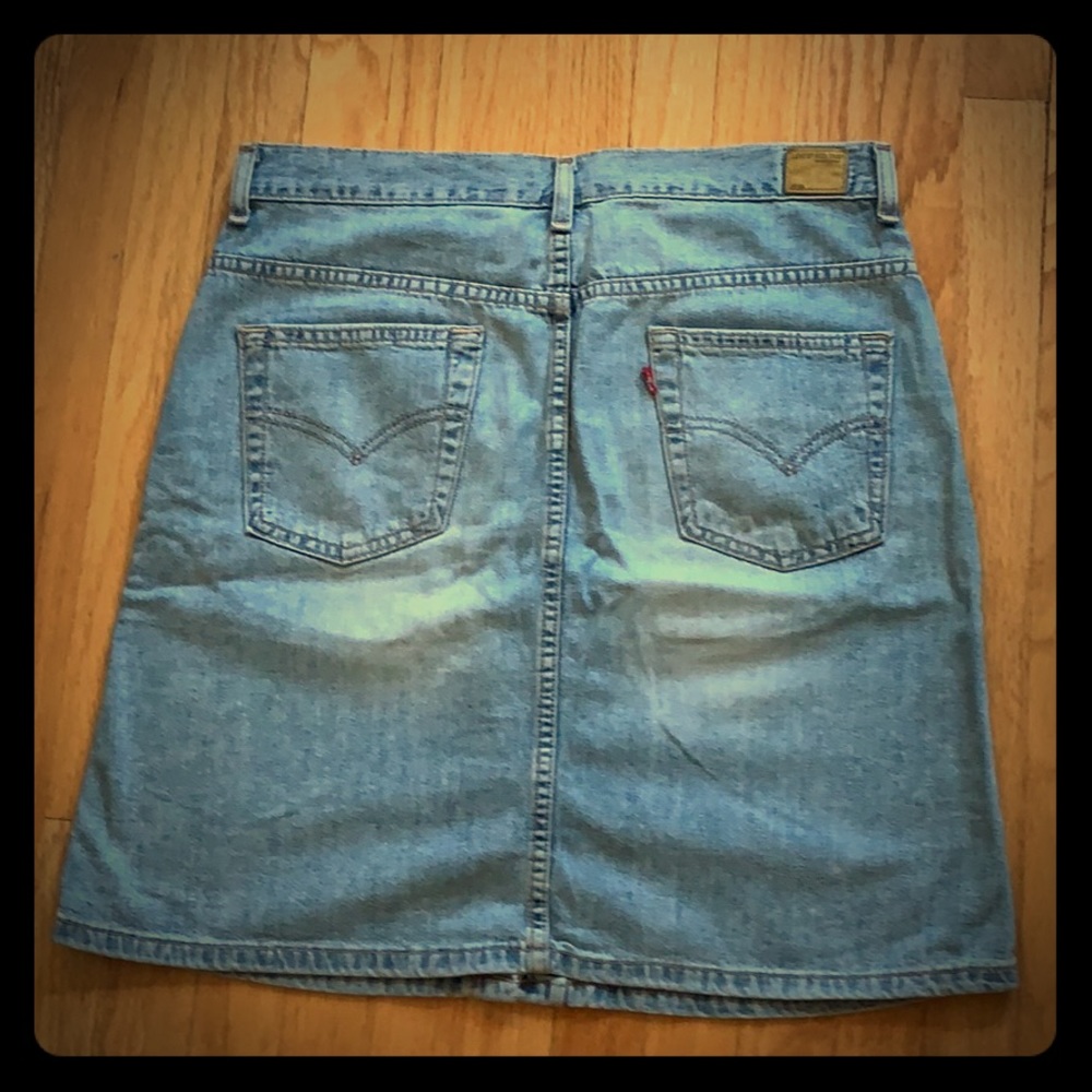 Women’s Levi’s Denim Skirt